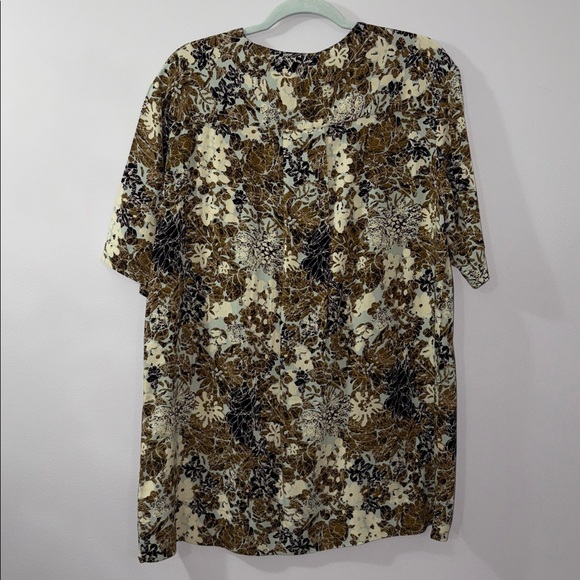 MASAI Elegant Floral V-Neck Tunic in Earthy Tones NWT - Picture 8 of 10